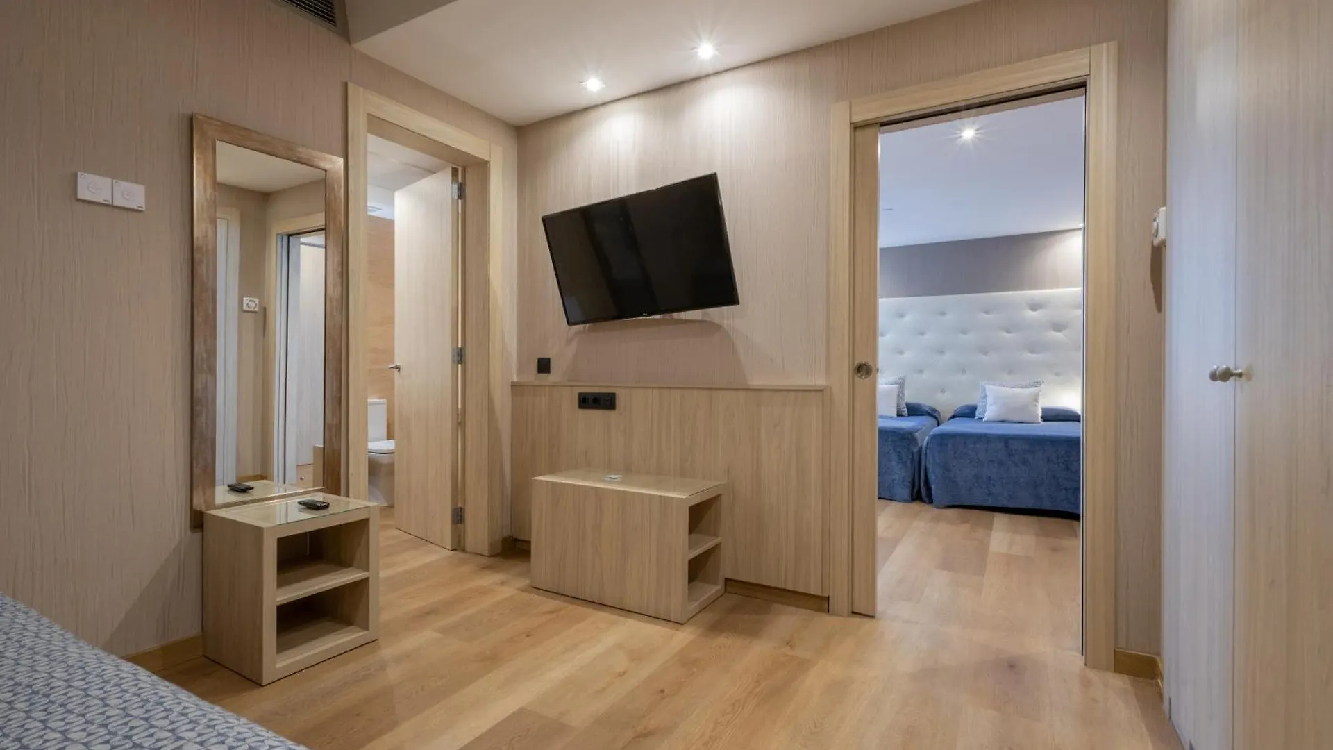 Hotel Rialto Barcelona 3*,